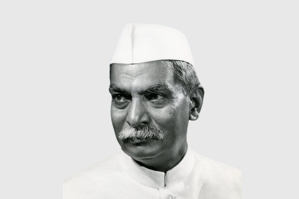 Dr Rajendra Prasad visited Aurangabad Himroo Factory