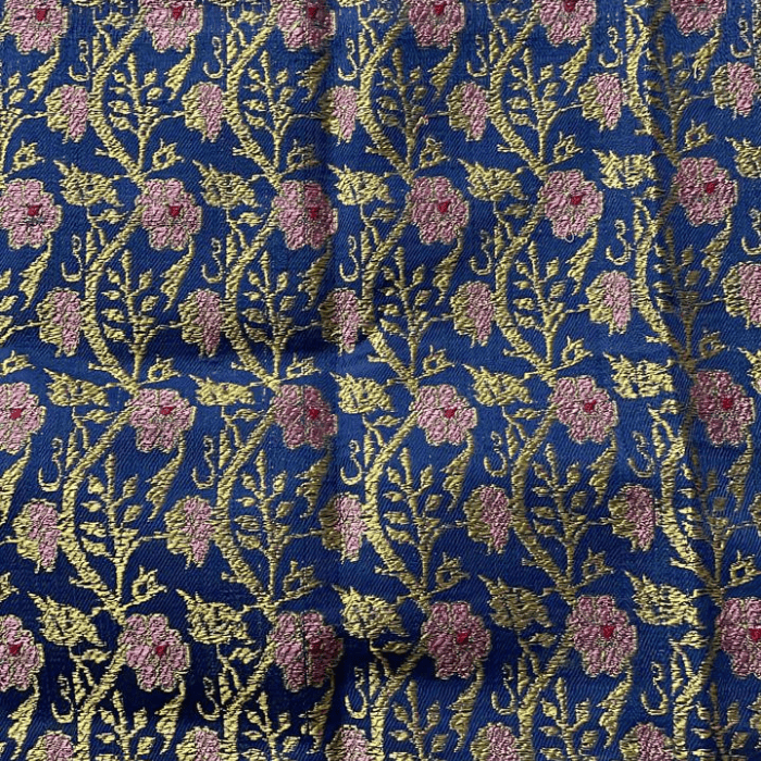 Akbari Bel traditional Himroo weaving pattern Aurangabad Himroo Factory