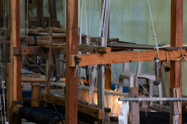 Machine weaving system compared with Himroo handloom Aurangabad Himroo Factory