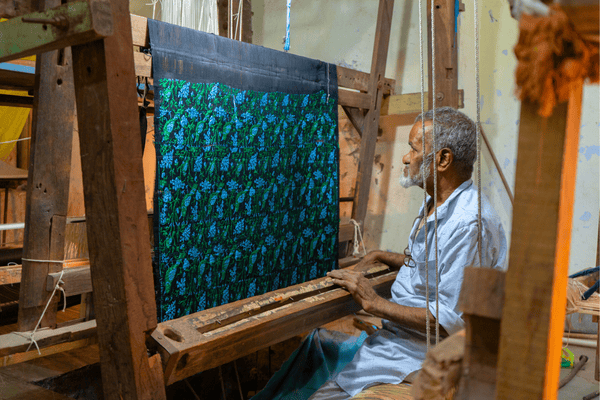 Preserving Himroo weaving craft for future generations Aurangabad Himroo Factory