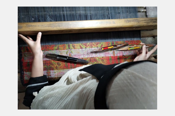 Morung Express features living Himroo weaving tradition Aurangabad Himroo Factory