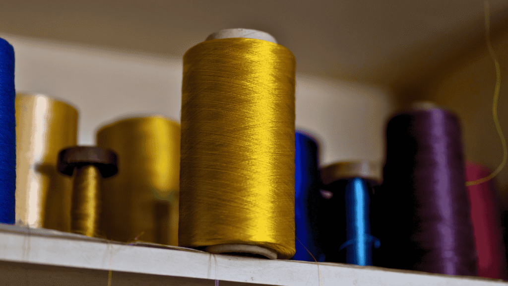 Aurangabad Himroo Factory featured in The Morung Express showcasing traditional Himroo weaving with artisans and thread work