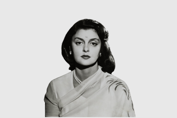 Maharani Gayatri Devi visited heritage textile centre Aurangabad Himroo Factory