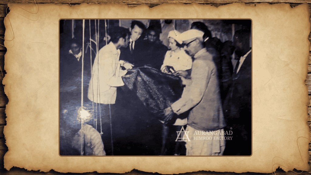 Royal recognition of Himroo weaving at Aurangabad Himroo Factory